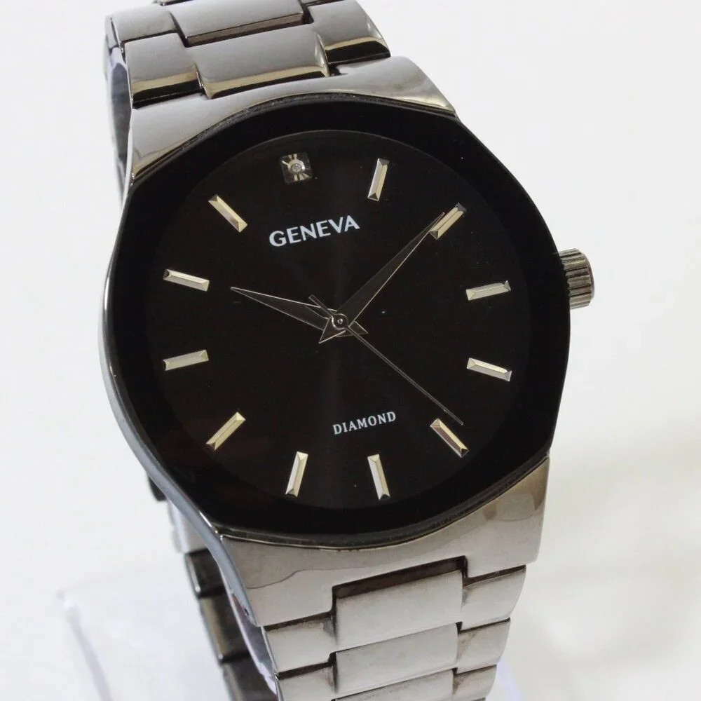 Geneva Men's Casual Watch Diamond At 12 Integrated Bracelet 42mm
